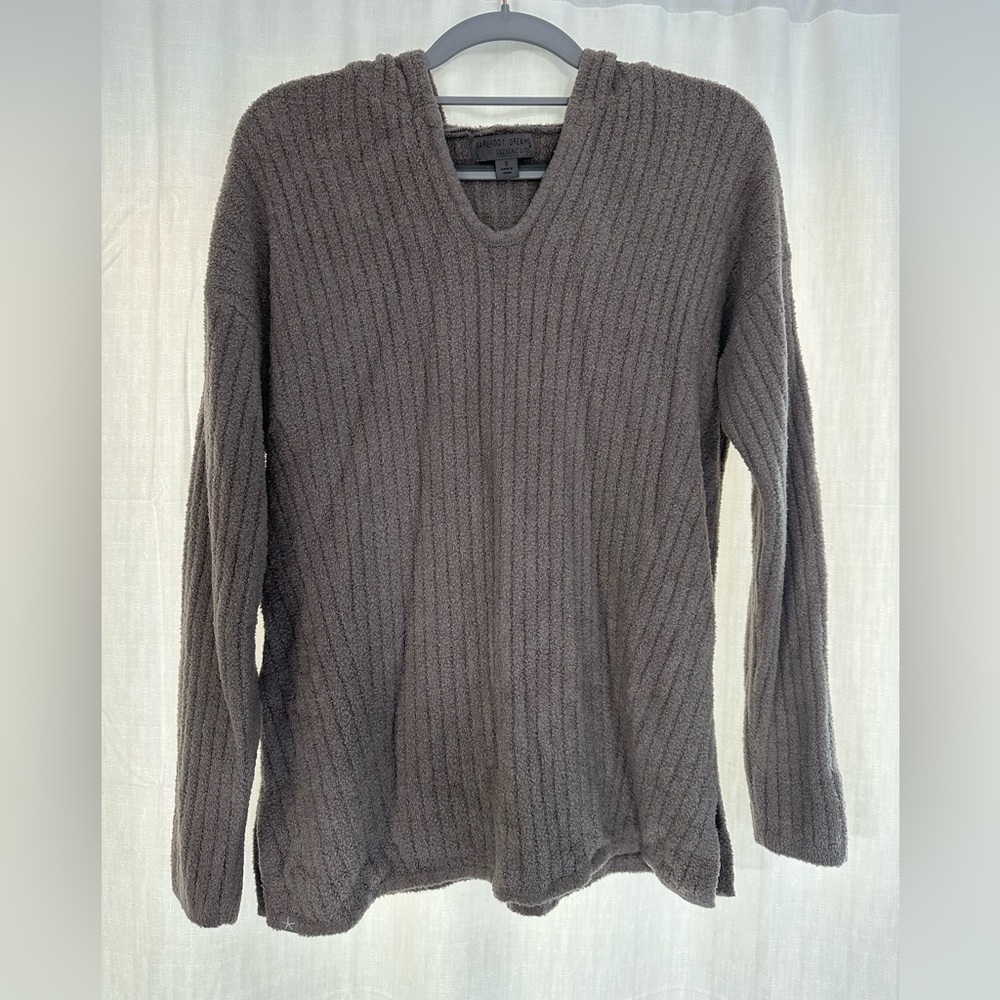 Barefoot Dream Cozychic Lite hooded sweater in brand new condition. NWOT.